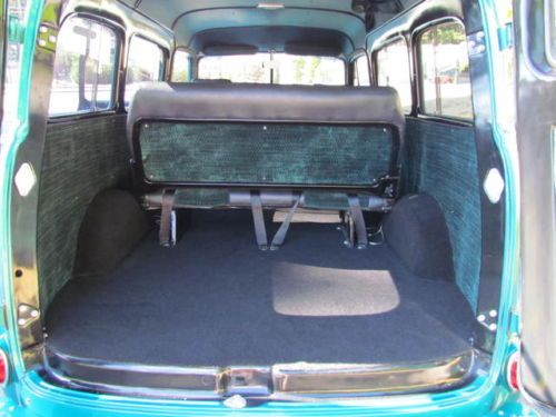 1952 Chevrolet Suburban Beautiful Restoration, image 34