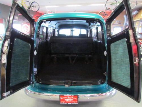 1952 Chevrolet Suburban Beautiful Restoration, image 52