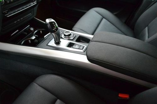 Leather Seats Bluetooth Rear Spoiler Memory Seats Used Cars Near Kansas City, image 23