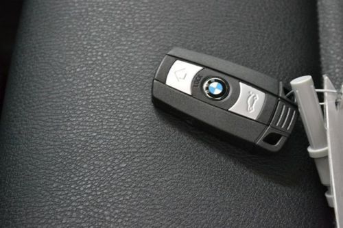 Leather Seats Bluetooth Rear Spoiler Memory Seats Used Cars Near Kansas City, image 30