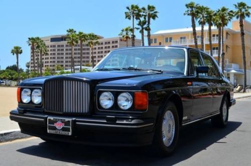 Beautiful 1993 bentley brooklands sedan black with cream connolly leather