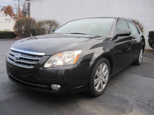 07 08 toyota avalon xls , 4door , loaded ,sunroof , leather , looks &amp; runs great