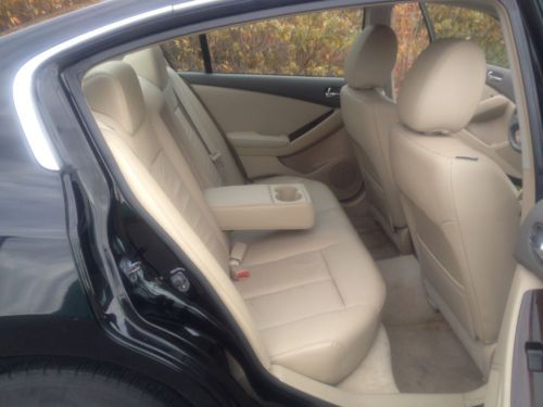 2010 Nissan Altima SL Sedan 4-Door 2.5L, image 6