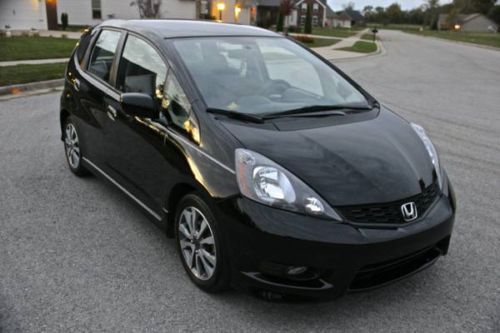 2012 honda fit sport hatchback 4-door 1.5l