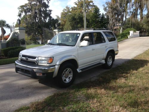 Toyota 4 runner  2wd , 117,000 miles, never wrecked, all original paint
