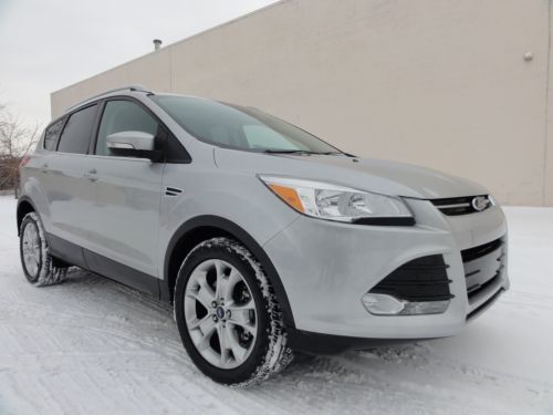 2014 ford escape 2.0 ecoboost titanium/turbocharged/navi/camera/heated leather