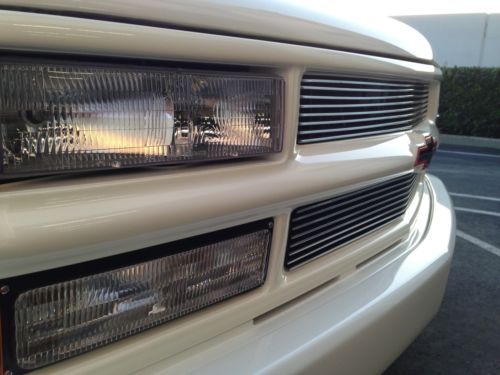 1990 Chevrolet 454SS truck, image 3