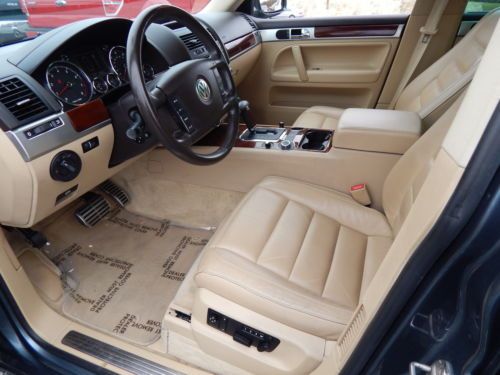 Nice 04 Volkswagon Touareg Loaded, image 10