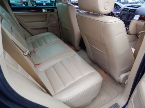 Nice 04 Volkswagon Touareg Loaded, image 14