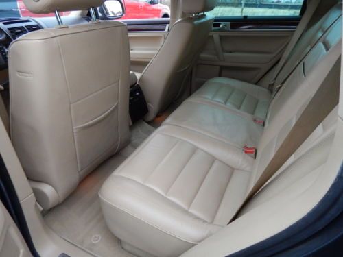 Nice 04 Volkswagon Touareg Loaded, image 15