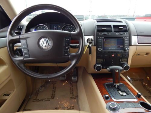 Nice 04 Volkswagon Touareg Loaded, image 16