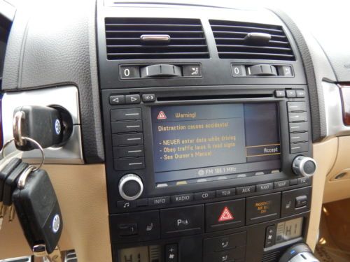 Nice 04 Volkswagon Touareg Loaded, image 17