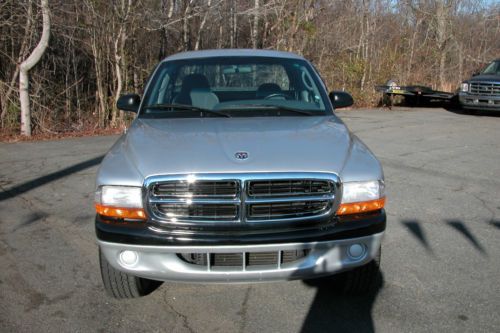 2000 dodge dakota base extended cab pickup 2-door 3.9l