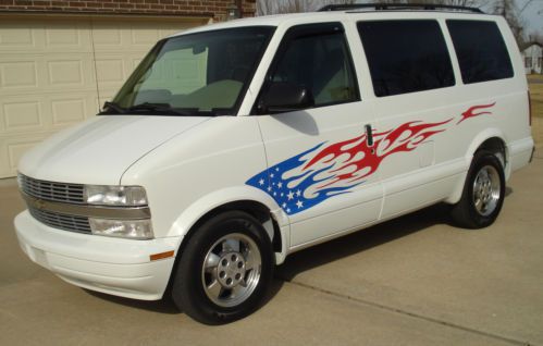 2003 chevrolet astro ls ext window van, 8 passenger, rear heat/ac, dutch doors