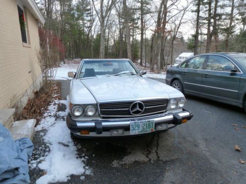 1989 Mercedes Benz 560SL, image 2