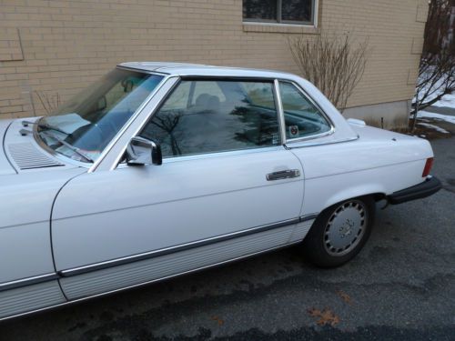 1989 Mercedes Benz 560SL, image 3
