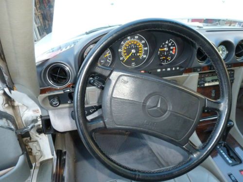 1989 Mercedes Benz 560SL, image 24