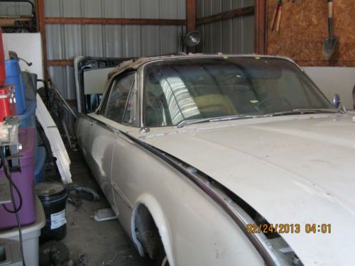 1961 ford thunderbird base convertible 2-door 6.4l