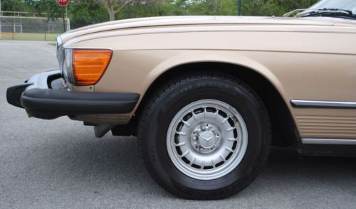 1980 MERCEDES SL450, AUT TRANS, 4.5L V8, SOFT & HARD TOP, NO RUST, NO RESERVE., image 22