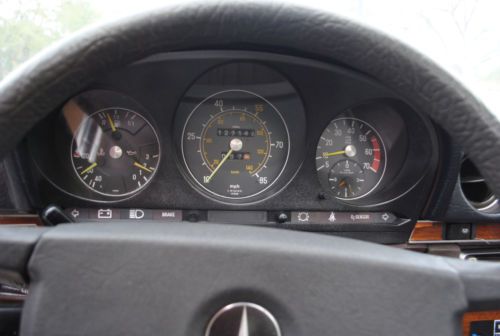 1980 MERCEDES SL450, AUT TRANS, 4.5L V8, SOFT & HARD TOP, NO RUST, NO RESERVE., image 51