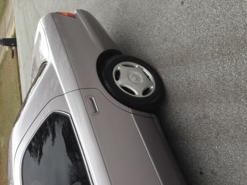 1998 Lexus LS 400 Silver Exterior and Gray Interior $6300, US $6,300.00, image 3