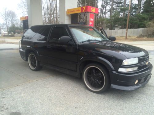 2002 chevrolet blazer xtreme sport utility 2-door 4.3l