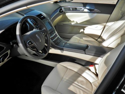 3.7L Bluetooth Leather seats Signal mirrors - Turn signal in mirrors Compass, US $33,987.00, image 5