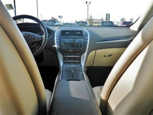 3.7L Bluetooth Leather seats Signal mirrors - Turn signal in mirrors Compass, US $33,987.00, image 20