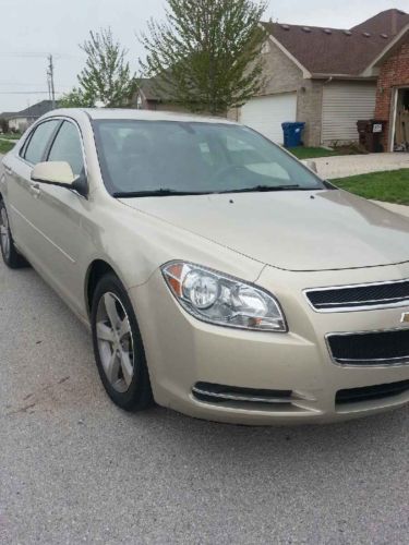 2011 chevrolet malibu lt - sedan - 2.4l ecotec - gas saver - gold - low miles