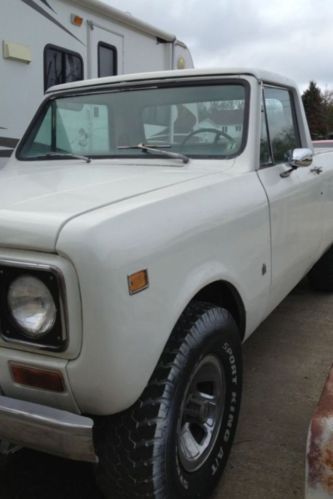 1976 scout ii terra 304 v8 4speed 4x4 white pickup