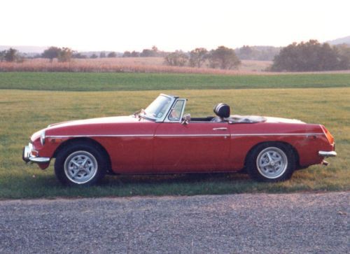 1974 mgb roadster convertible