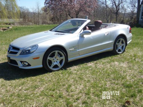 2009 mercedes-benz sl550 base convertible 2-door 5.5l    silver arrow