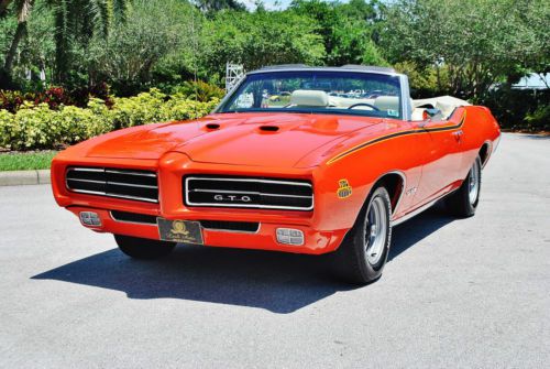 Wow what and amazing 1969 pontiac gto judge tribute convertible 400 v-8 a/c mint