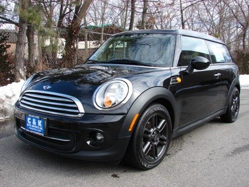 Black/black 1 owner pano sunroof heated seats 6-spd manual books &amp; keys 31k mi.