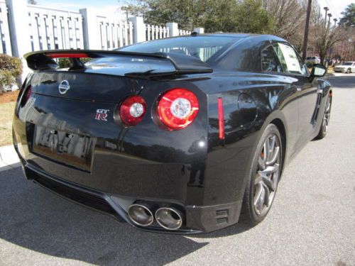 2014 NISSAN GT-R   PREMIUM   " BLACK ON BLACK ", image 7