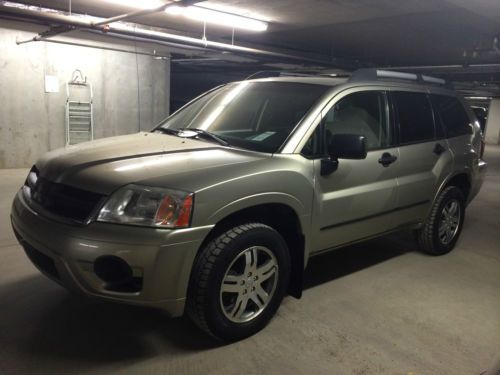 2006 mitsubishi endeavor suv,awd,sunroof,ac,am/fm/cd,  201000km, n.windshield