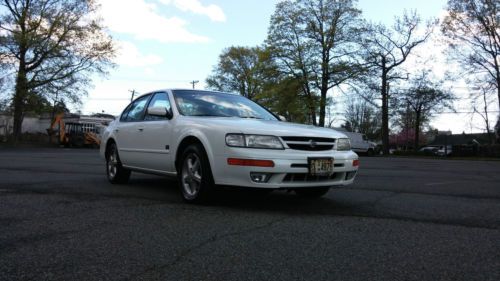 1999 nissan maxima gle sedan 4-door 3.0l