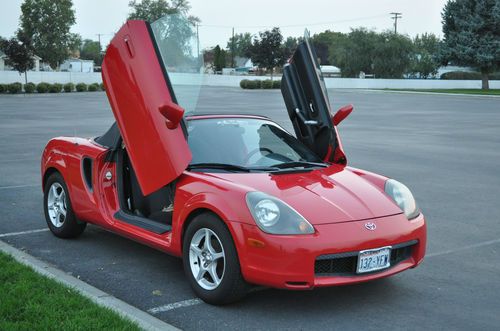 2002 toyota mr2 spyder base convertible 2-door 1.8l - no reserve!