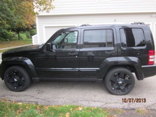 2008 black jeep liberty limited