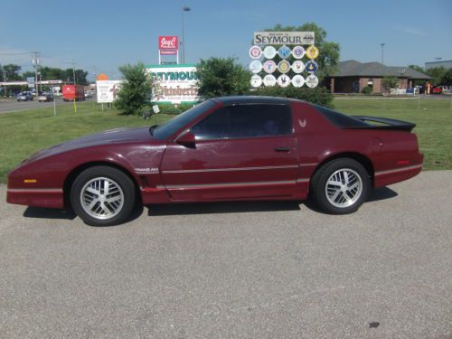 1985 pontiac firebird trans am 305 tpi all original, low low miles