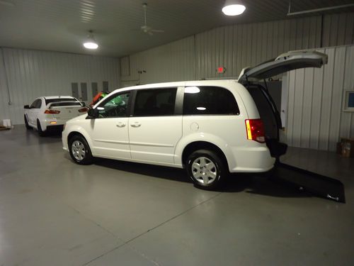 2012  dodge grand caravan wheelchair/handicap ramp van rear entry conversion