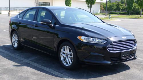 2014 Ford Fusion 2.5L SE with low miles, NO RESERVE!!, image 3