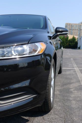 2014 Ford Fusion 2.5L SE with low miles, NO RESERVE!!, image 4