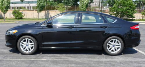 2014 Ford Fusion 2.5L SE with low miles, NO RESERVE!!, image 7