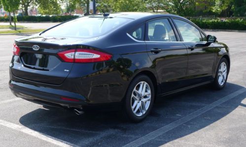 2014 Ford Fusion 2.5L SE with low miles, NO RESERVE!!, image 10