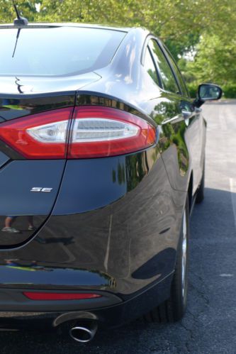 2014 Ford Fusion 2.5L SE with low miles, NO RESERVE!!, image 12