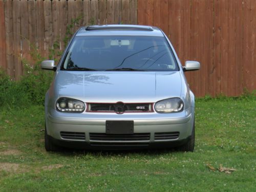 2001 Volkswagen Golf GLS Hatchback 4-Door 1.8L, image 2