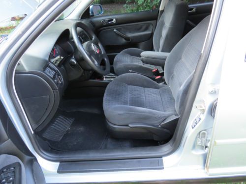 2001 Volkswagen Golf GLS Hatchback 4-Door 1.8L, image 17