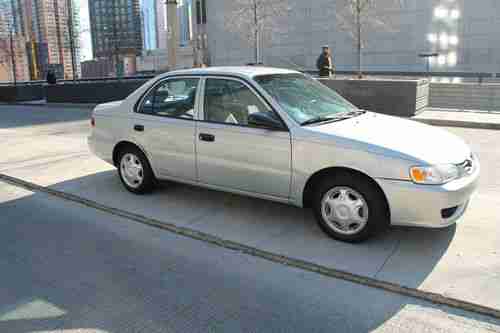 2001 Toyota Corolla CE Sedan 4-Door 1.8L LOW MILES (77k), image 2
