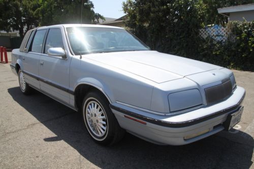 1992 chrysler new yorker fifth avenue sedan automatic 6 cylinder  no reserve